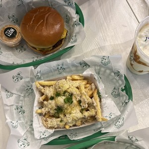 Aji shack y papas trufadas