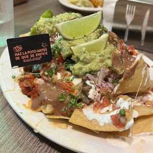 Nachos al pastor