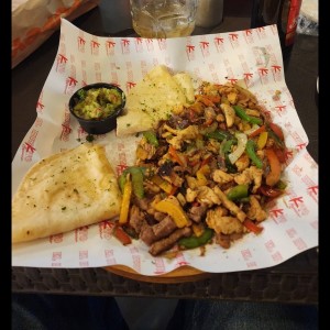 Fajitas - Carne y Pollo