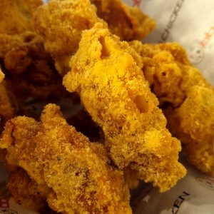 BONELESS / WINGS - CHEESLING