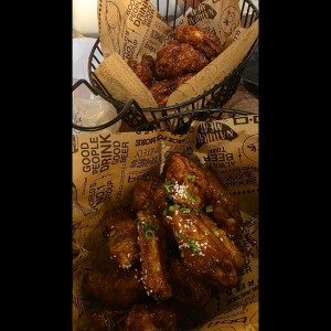 Hot Spicy , Spicy Galbi , Caribbean Spice , Gangjeong , Secret Sauce , Honey Garlic, Soy Garlic, Galbi, Blue Cheese, Honey Mustard, Homestyle Ranch.