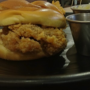 CHICKEN SANDWICH - SANDWICH