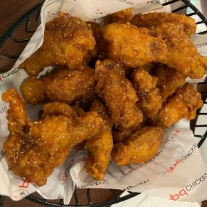 BONELESS / WINGS - HONEY GARLIC