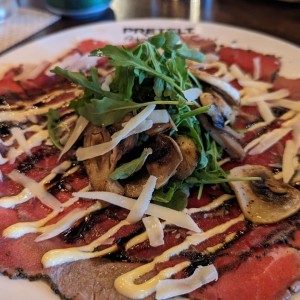 Carpaccio de res