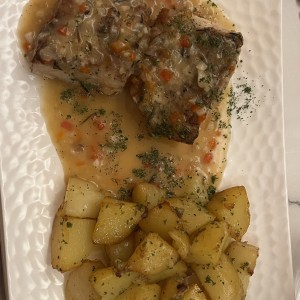 PESCADOS - CORVINA AL AJILLO