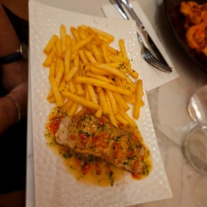 PESCADOS - CORVINA AL AJILLO