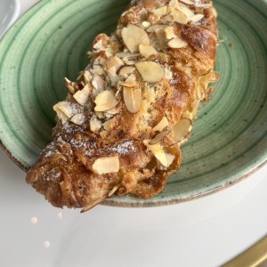 Croissant de Almendras