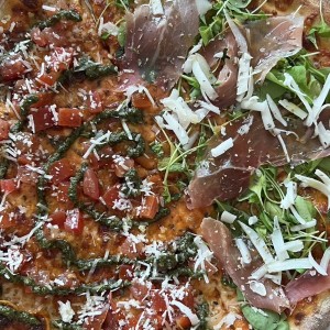 Fabi Fabi y mitad Pesto