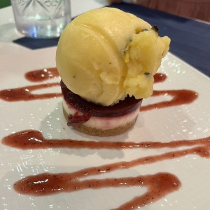 Cheesecake con Frutos Rojos