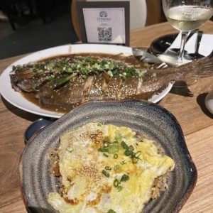 Pesca oriental con arros shaufda