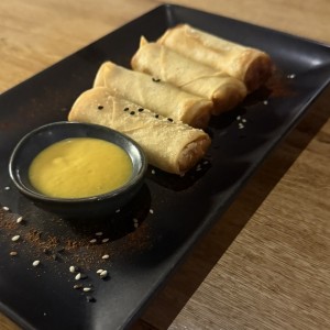 Entretiempos - Crispy Rolls