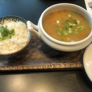 Deliciosa sopa de pollo 