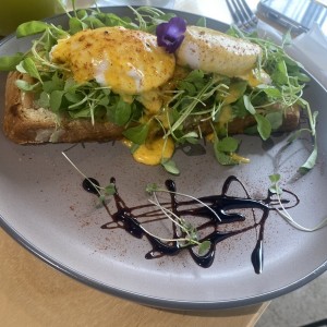 Huevos benidictinos 