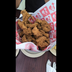 Chicken Fingers - La Caja