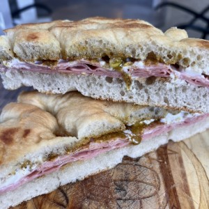 Focaccia Mortazza