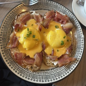 Benedictinos - Bacon Applewood