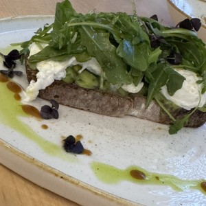 BRUNCH - AVOCADO TOAST