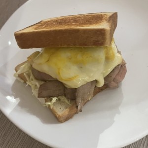 SANDWICHES - ROASTBEEF SANDWICH