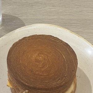 SANDWICHES - DERRETIDO TRES QUESOS