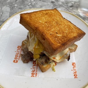 SANDWICHES - ROASTBEEF SANDWICH