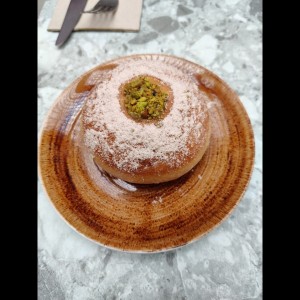 dona de pistachio