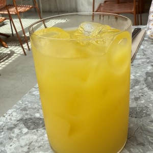 Jugo natural de naranja