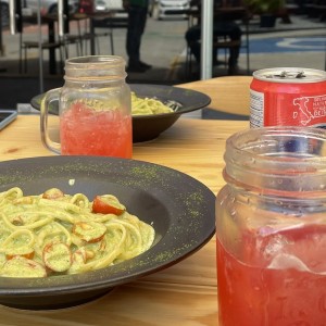 Pasta pesto