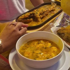 Camarones en Salsa Especial