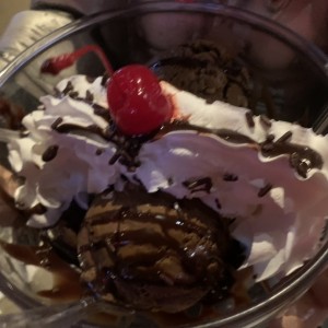 Desserts - Hot Fudge Brownie