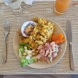 arroz con mariscos y ceviche