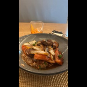 Rissoto de Quinoa con Lomo Saltado