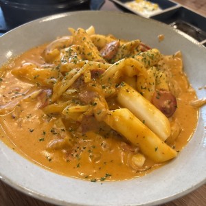 ROSE TTEOKBOKKI