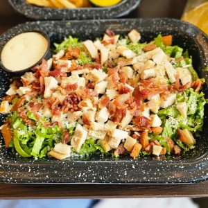 Ensaladas - Caesar Chicken Salad