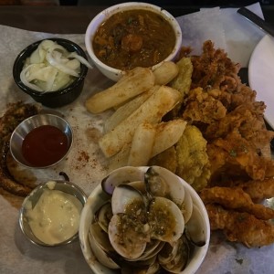 Picada de Mariscos