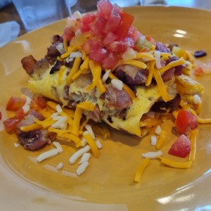 Omelete con Tocino