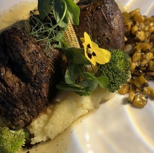Filete con Costra de Pimienta