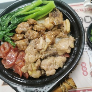 Cacerola gallina, costillitas y chorizo