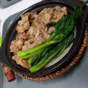 clay pot costillas de cerdo