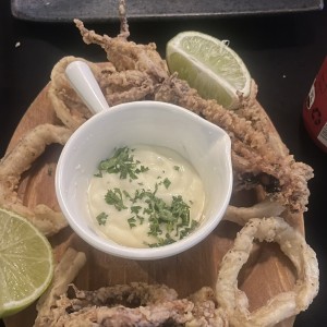 CALAMARES FRITOS A LA ANDALUZA
