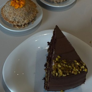 Cake de chocolate con pistacho