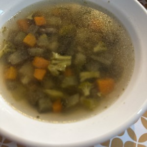 Sopa de carne con vegetales 