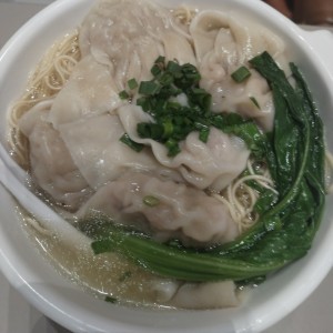 SOPA DE WANTON