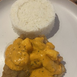 Corvina Rellena de Camarones
