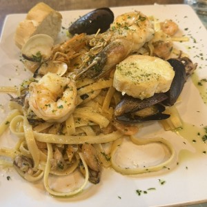 Linguini ai Frutti di Mare