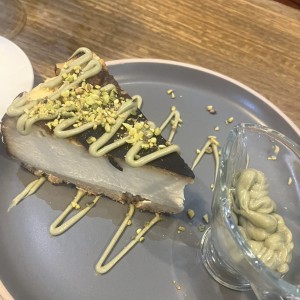 Tarta Vasca con pistachio 