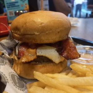 Hamburguesa La Malcriada
