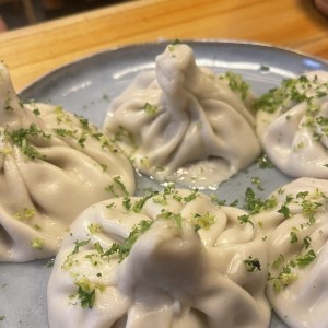 Lamro's Khinkali - LAMRO'S MEAT KHINKALI