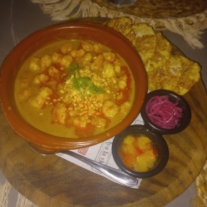 Patacones y Camarones "Isla Manzanillo Platter" (GF)