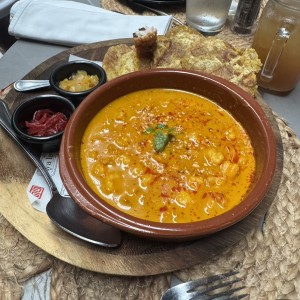 Patacones y Camarones "Isla Manzanillo Platter" (GF)
