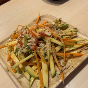 Ensalda de Mango con Camarones